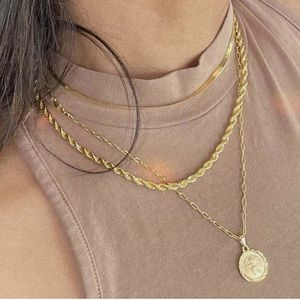 Cupid Chain Link Necklace